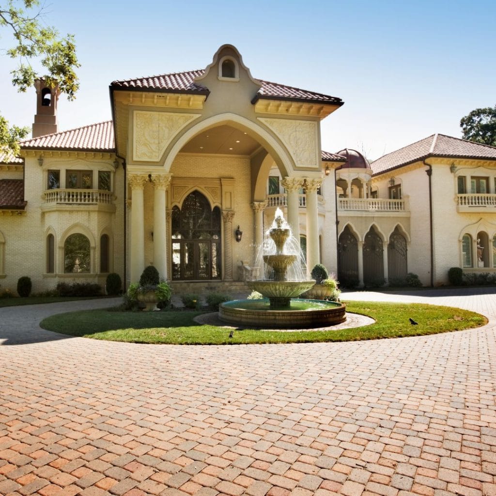Driveway with pavers