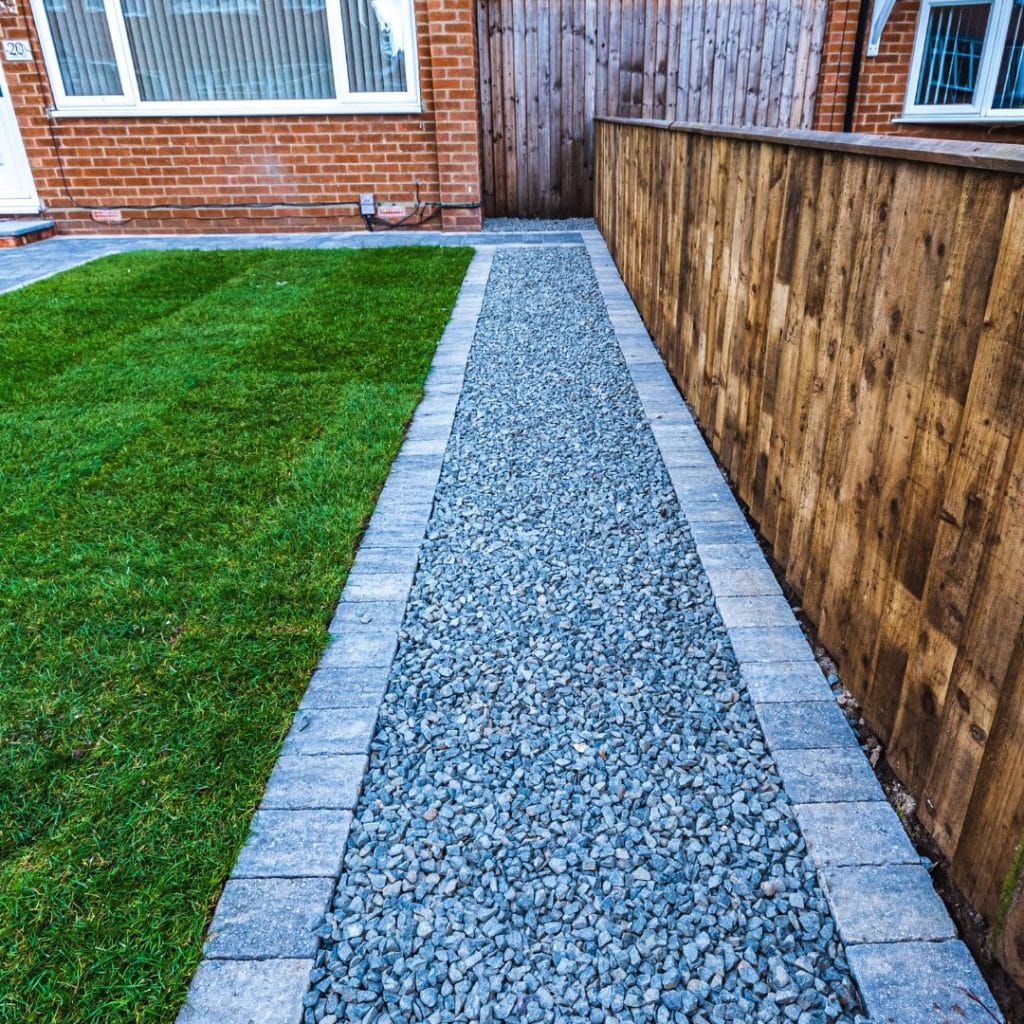 Pavers walkway